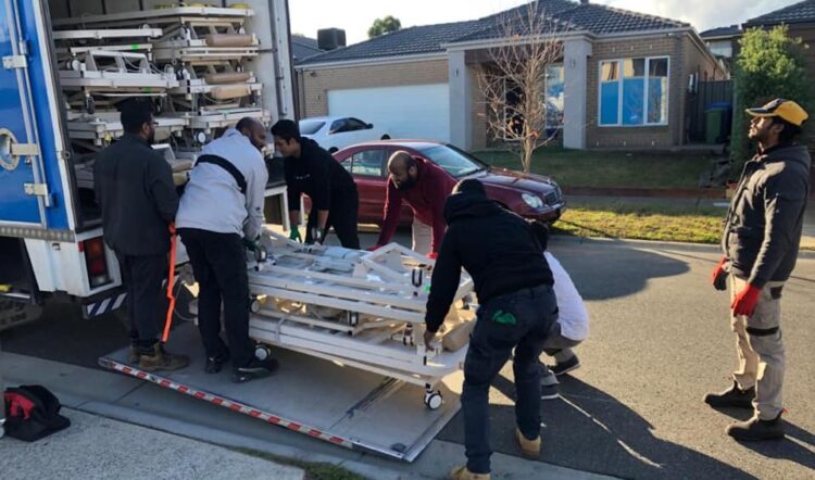 Donation of Hospital Equipments to Mahamevna Buddhist Center